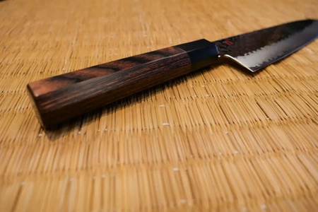 Nóż Kasumi KURO Santoku 170 mm [KURO23-AN]